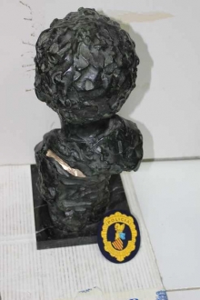Copia del busto de un niño con la firma apócrifa lijada. Foto Archivo Subrupo Patrimonio de la Policía Nacional adscrita a la Comunidad Valenciana