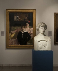 Retratos de Lucrecia Arana por Mariano Benlliure y Joaquín Sorolla en la exposición dedicada a Lucrecia Arana en el Museo de La Rioja de Logroño. © AFMB