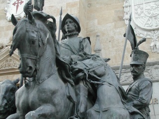 Monumento al Regimiento de Cazadores de Alcántara 2
