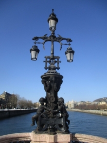 Farola del puente de María Cristina, San Sebastián. © Ayuntamiento de San Sebastián