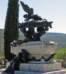 Roncal_Mausoleo Gayarre