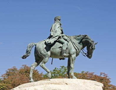 Estatua general MARTÍNEZ CAMPOS