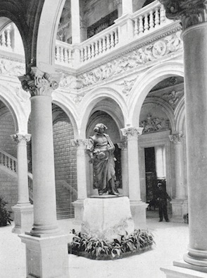 Velázauez_Pabellón de España París 1900