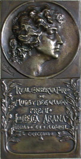 Premio Lucrecia Arana